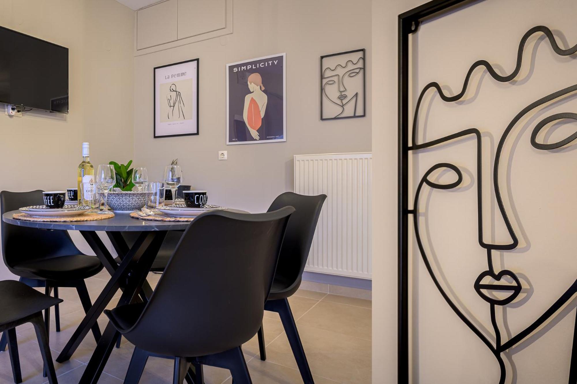 Cosy Urban Escape Apartment